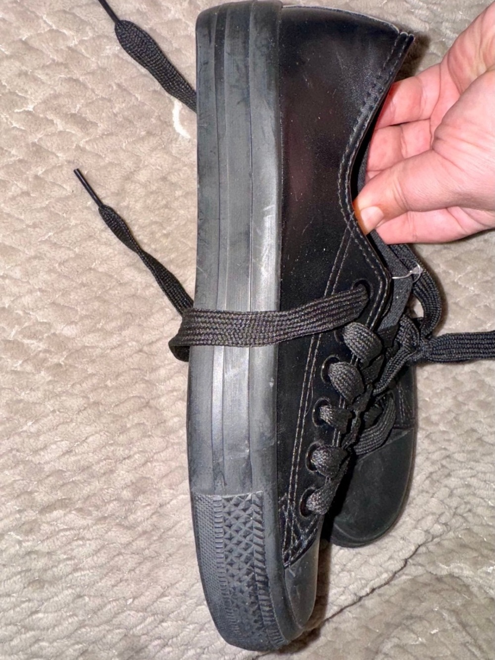 Ladies Black faux pu Sneakers-size 6